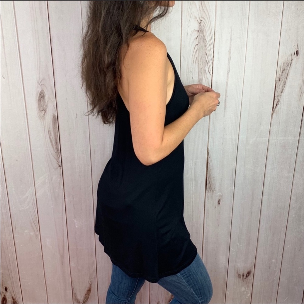 ✨LAST ONE!✨The Daniella Top - Picture 6 of 8